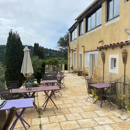 Guest house De La Croix Du Pape Eze